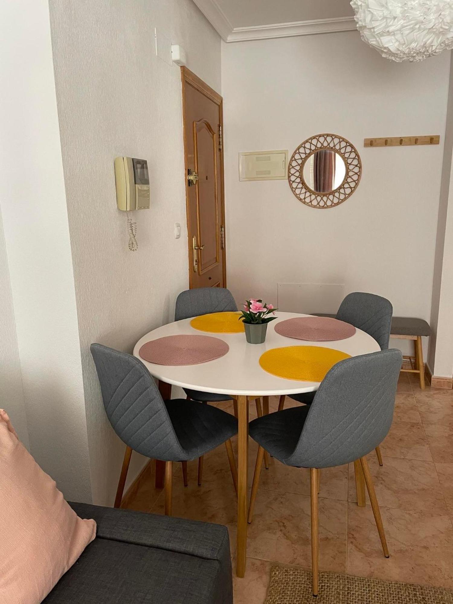 Charming Apartment 500M To Cura Beach Torrevieja Esterno foto